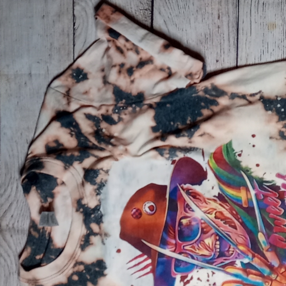 Bleached Freddy Krueger Graphic Tee - Picture 3 of 5